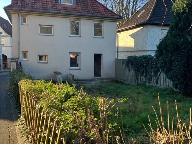 Am Tannenwäldchen 9