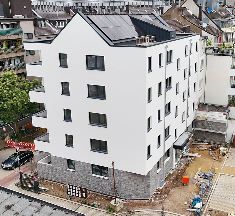 Talstraße 76 mit PV-Dachanlage